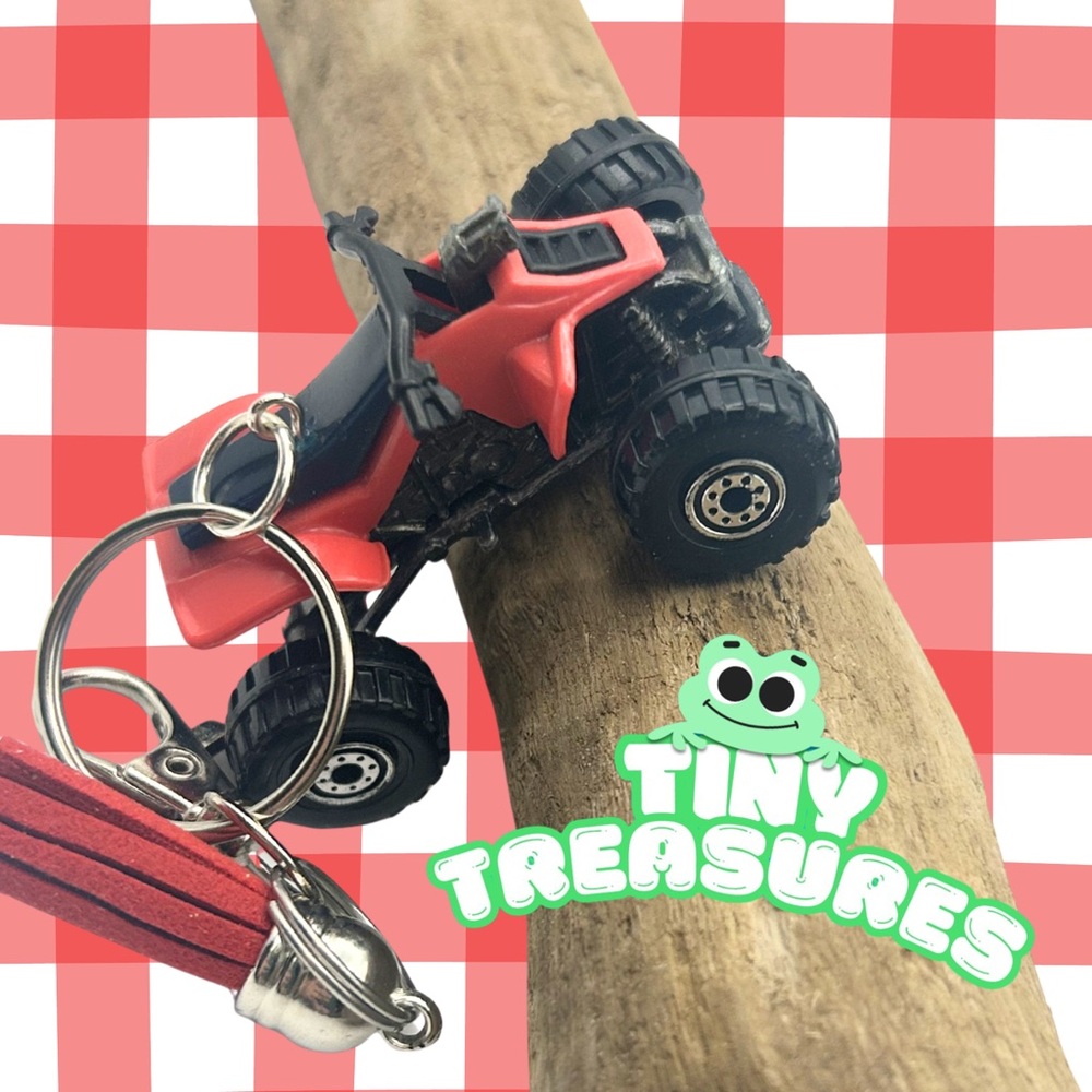Four Wheeler Keychain